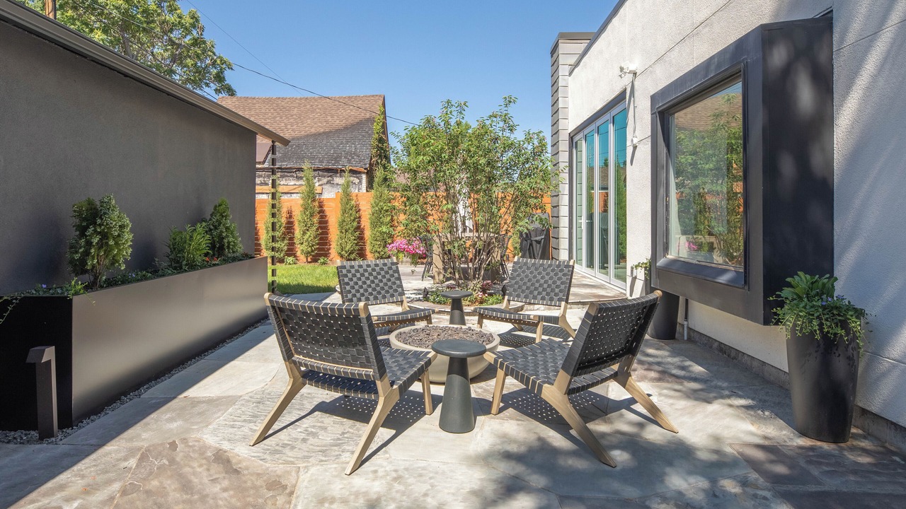 Photo of Patio Balcony in West Highland