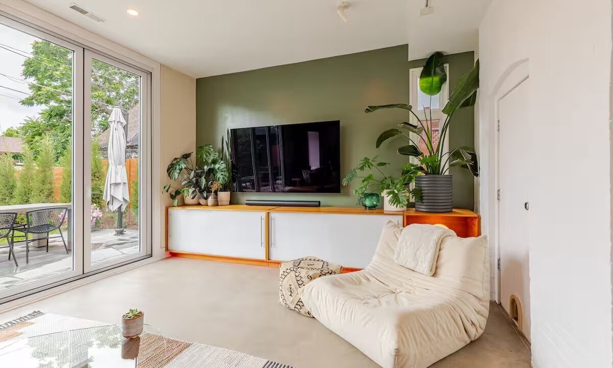 Photo of Livingroom in West Highland