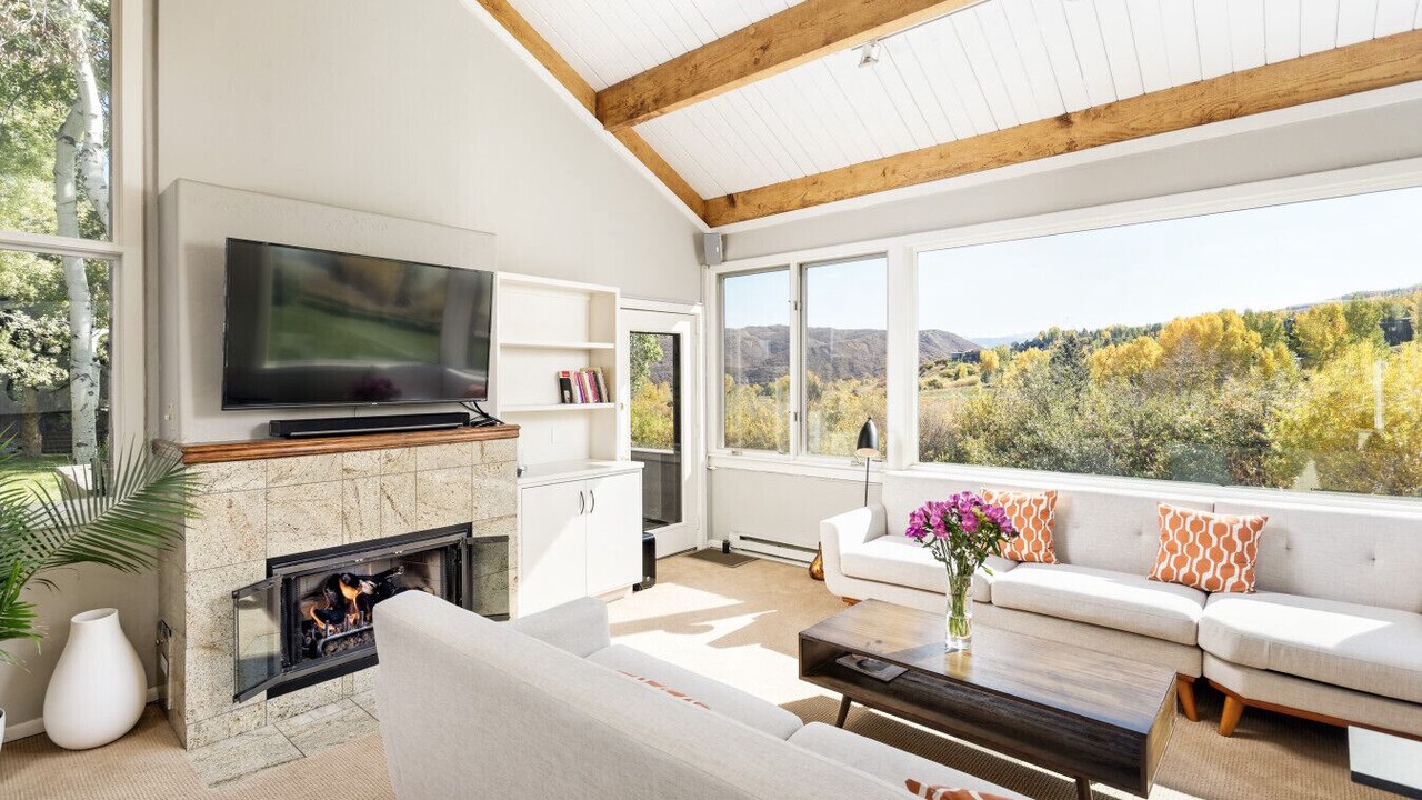 Photo of Livingroom in Snowmass Village