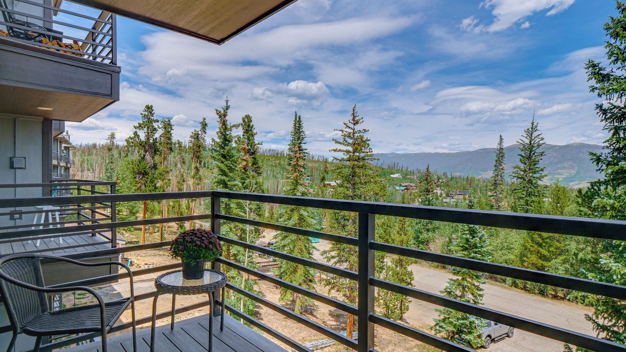 Photo of Patio Balcony in Wildernest
