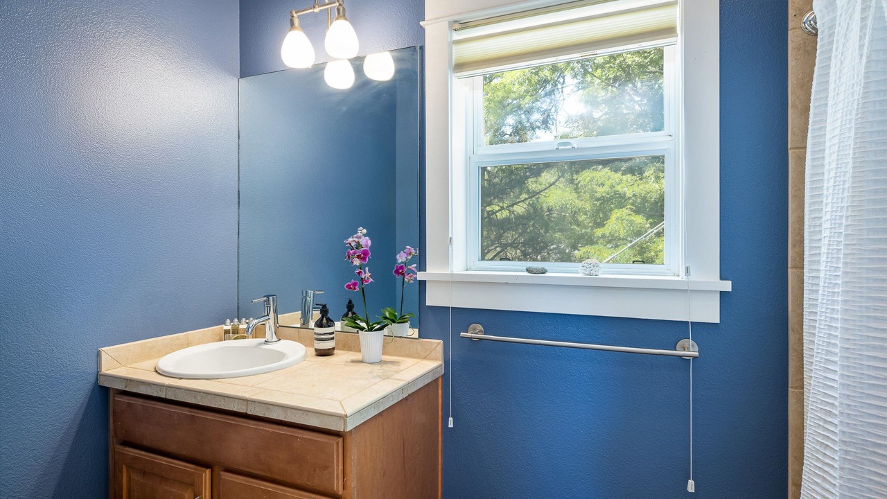Photo of Bathroom in Old North Boulder