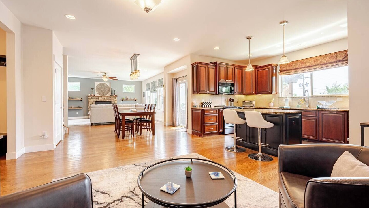 Photo of Livingroom in Lakewood