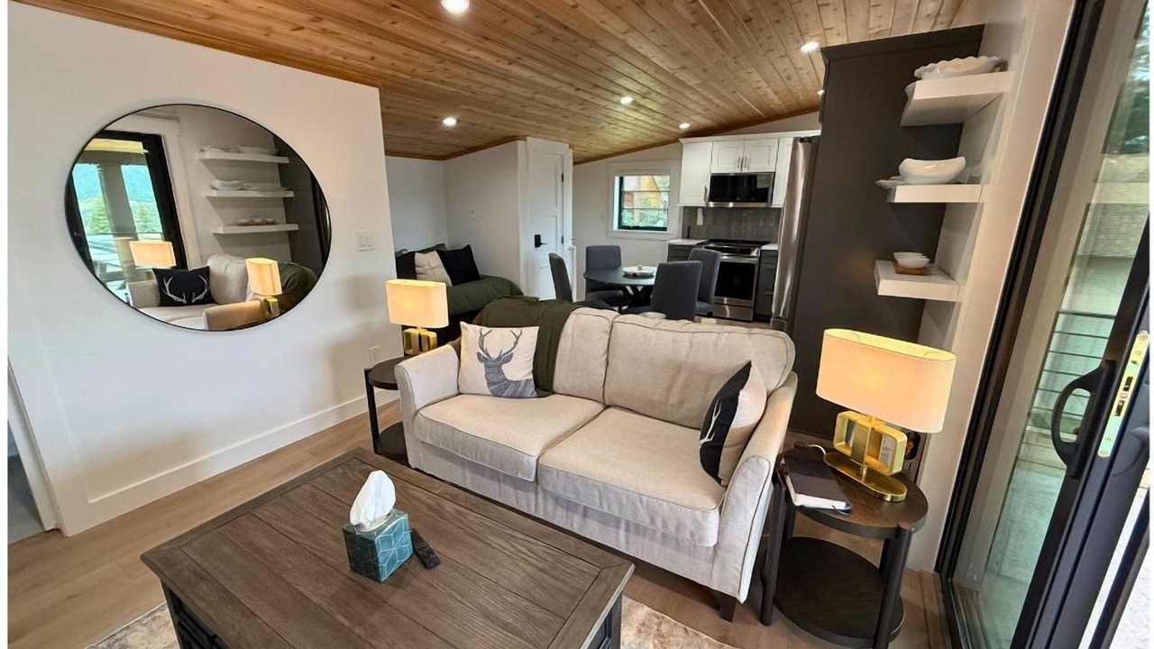 Photo of Livingroom in Woodland Park