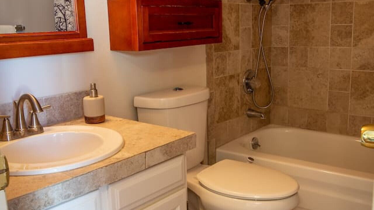 Photo of Bathroom in Glenwood Grove - North Iris