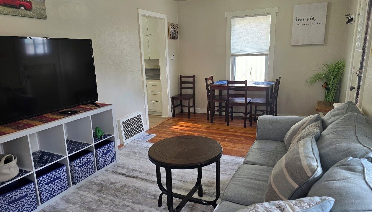 Photo of Livingroom in Craig
