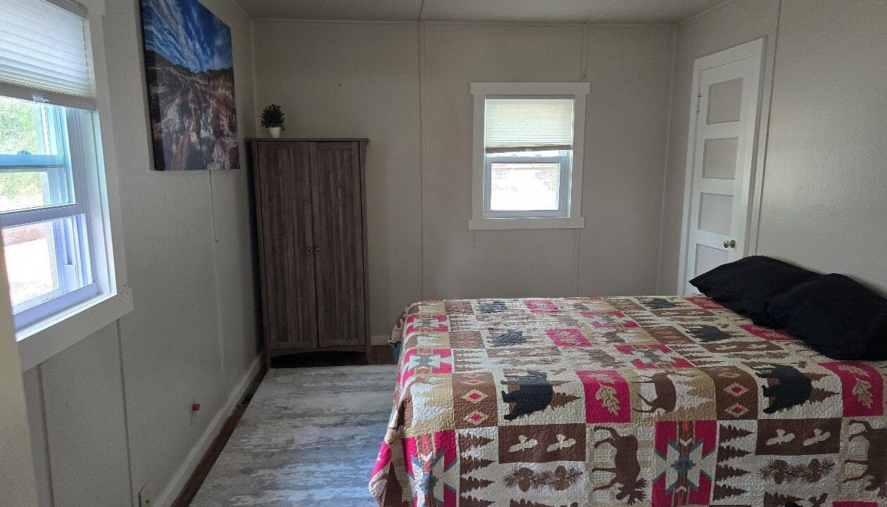 Photo of Bedroom in Craig