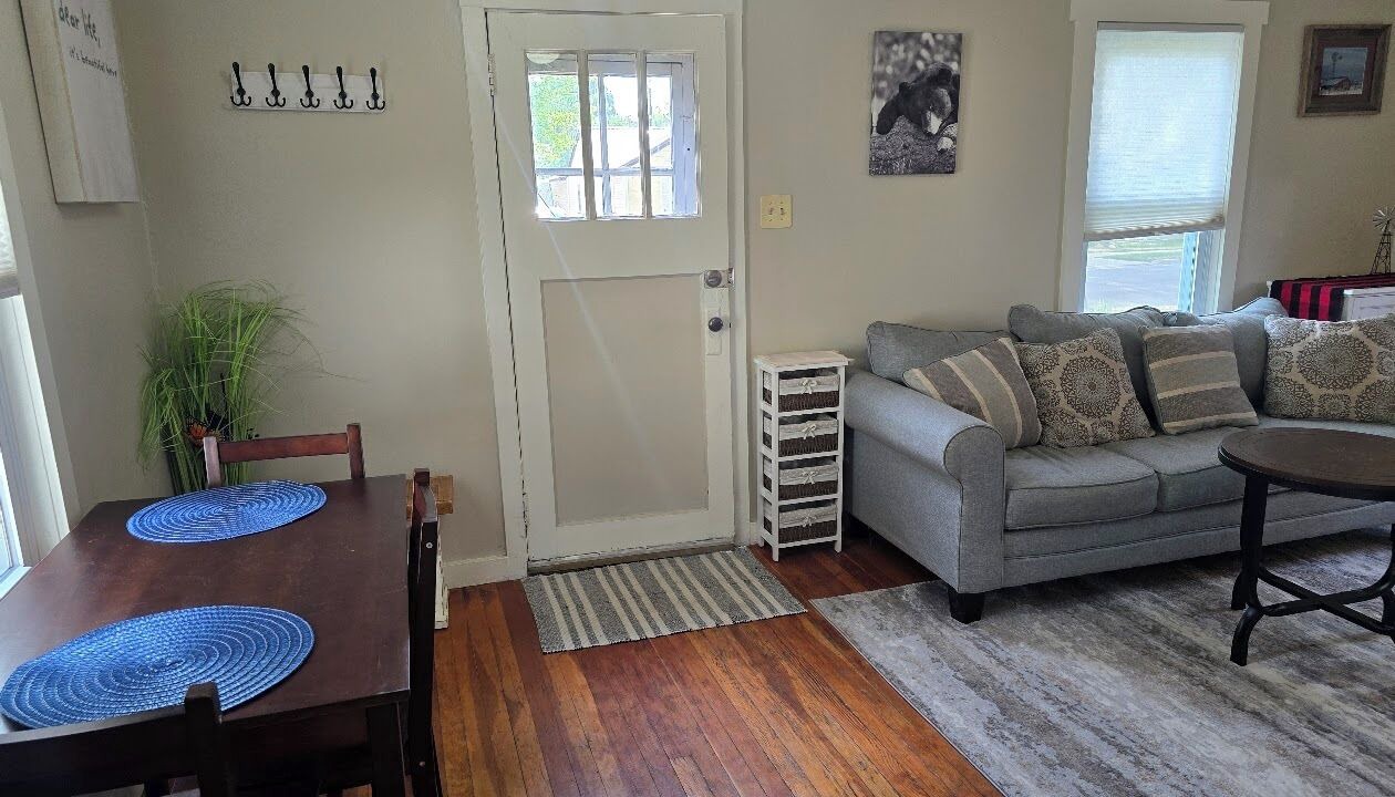 Photo of Livingroom in Craig