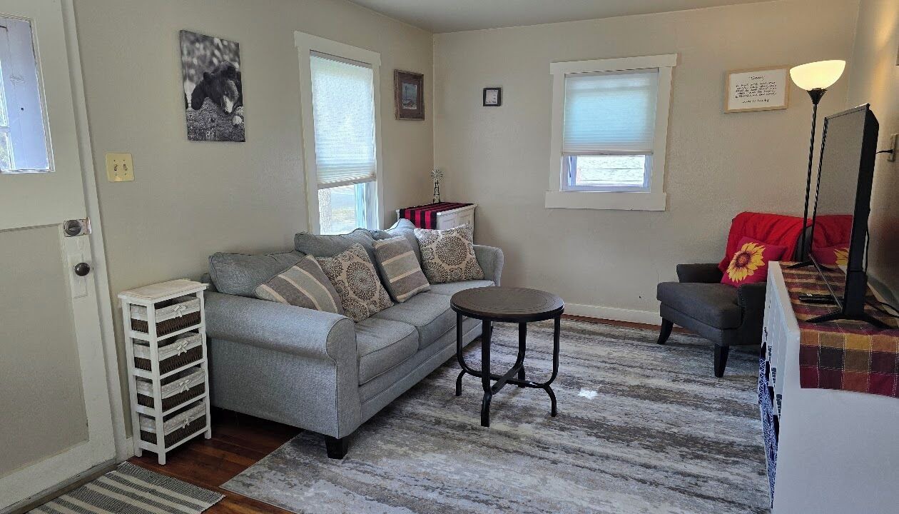 Photo of Livingroom in Craig