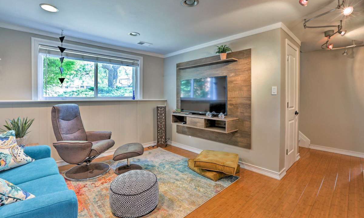 Photo of Livingroom in Foothills