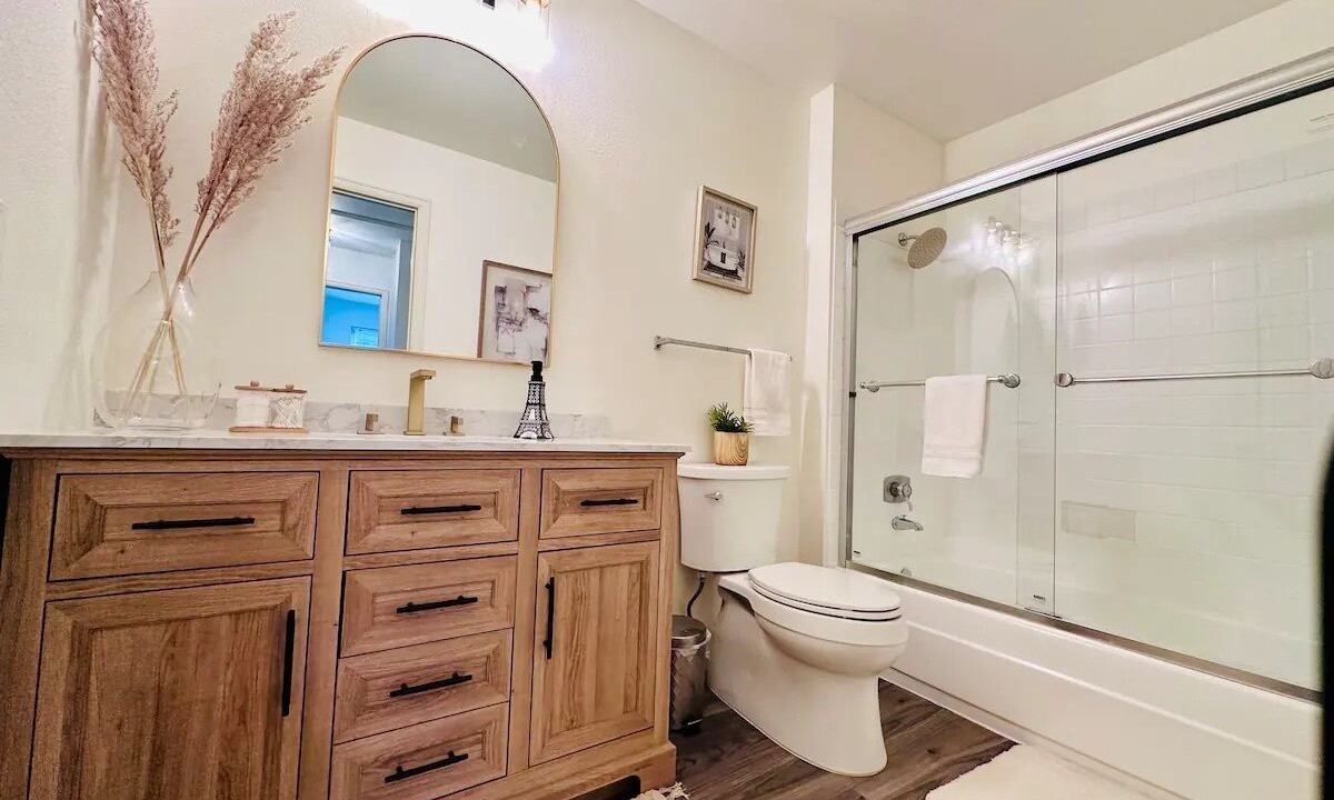 Photo of Bathroom in Castlewood