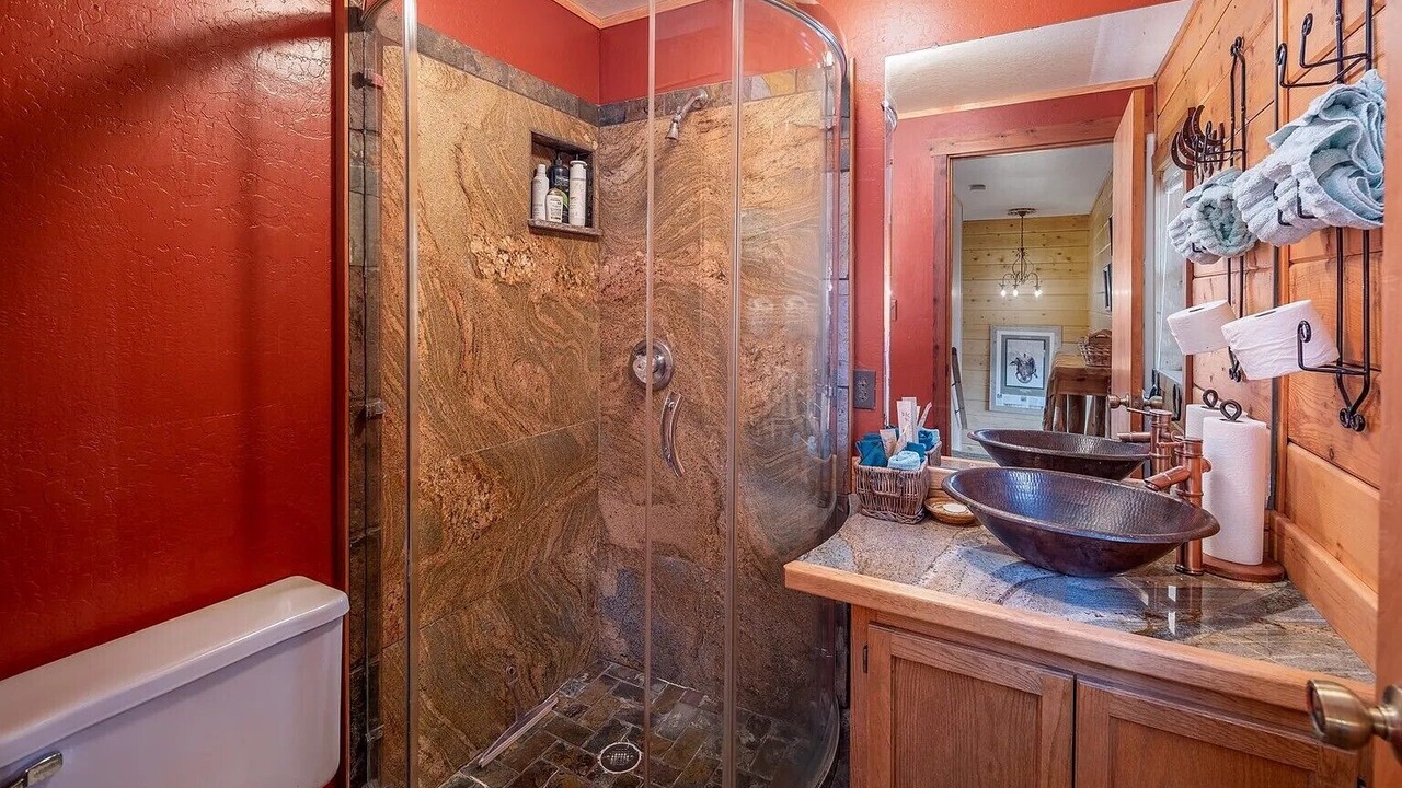 Photo of Bathroom in Mancos