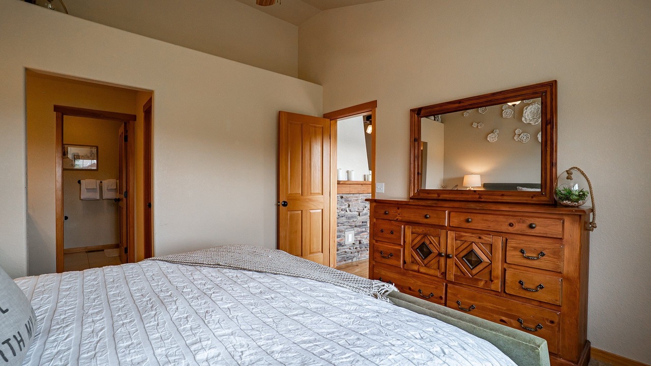 Photo of Bedroom in Rendezvous