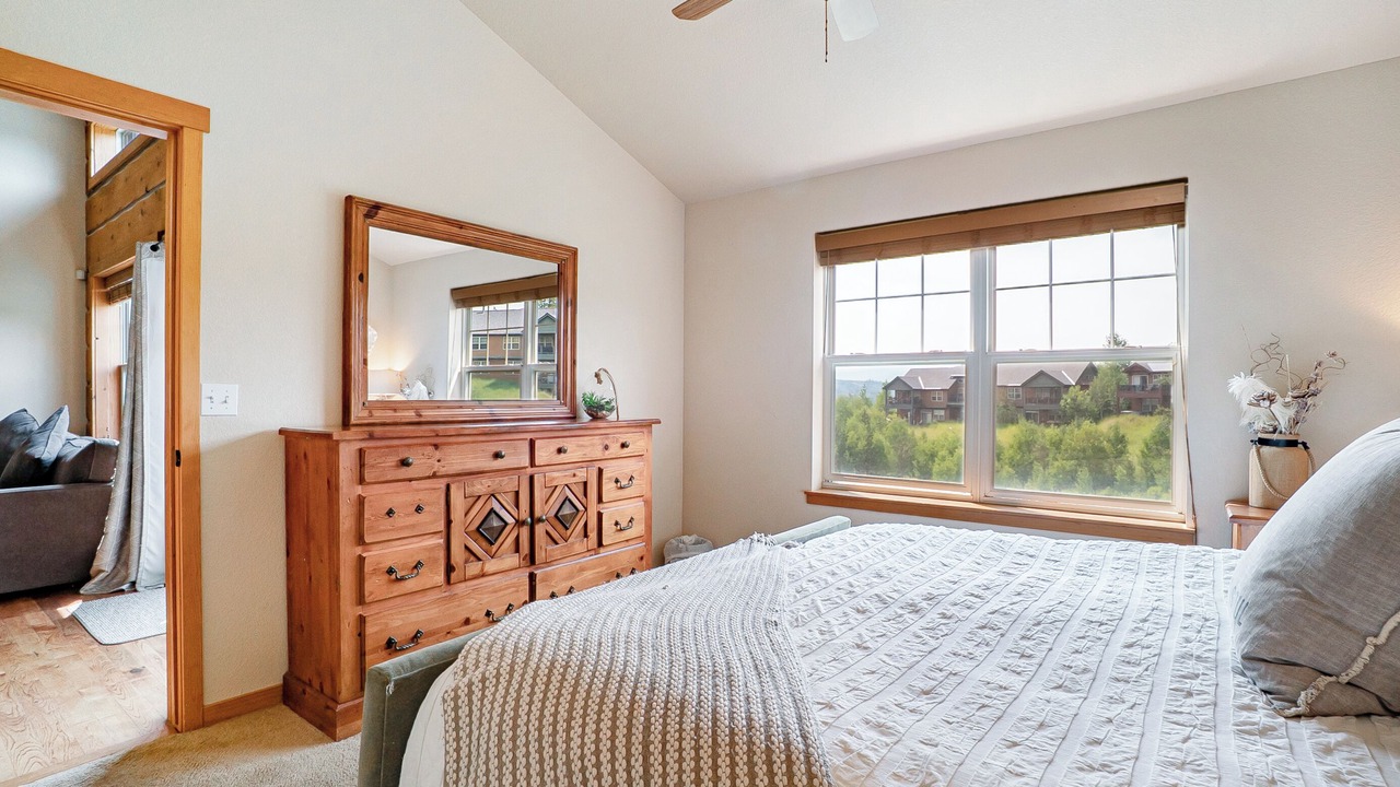 Photo of Bedroom in Rendezvous