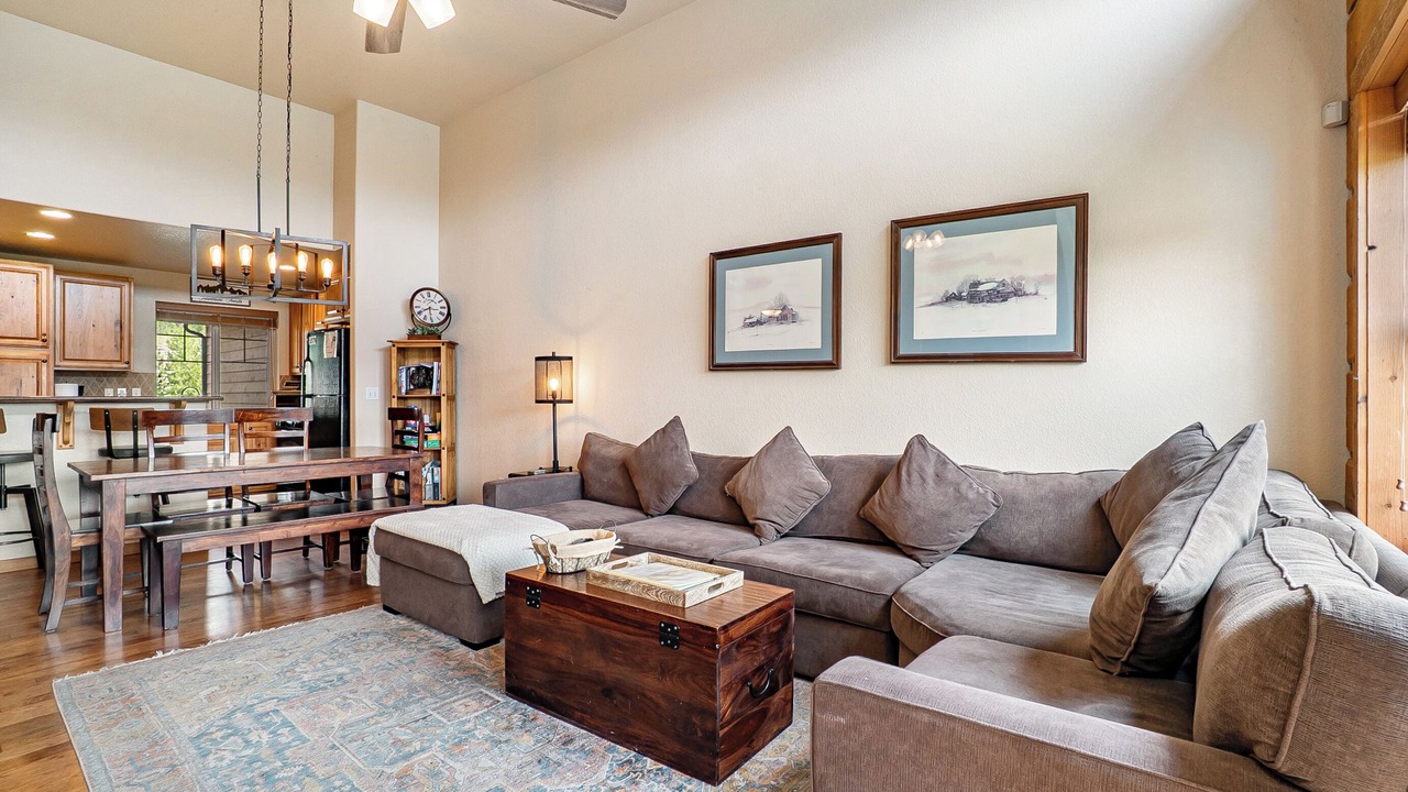Photo of Livingroom in Rendezvous