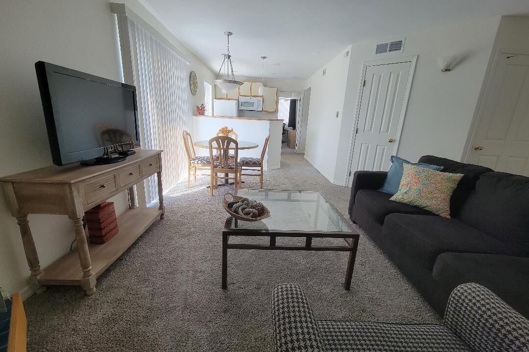 Photo of Livingroom in Englewood