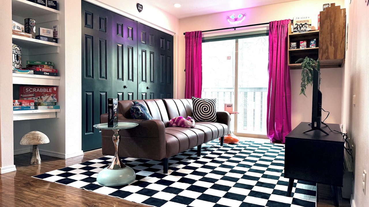 Photo of Livingroom in Forest Lakes
