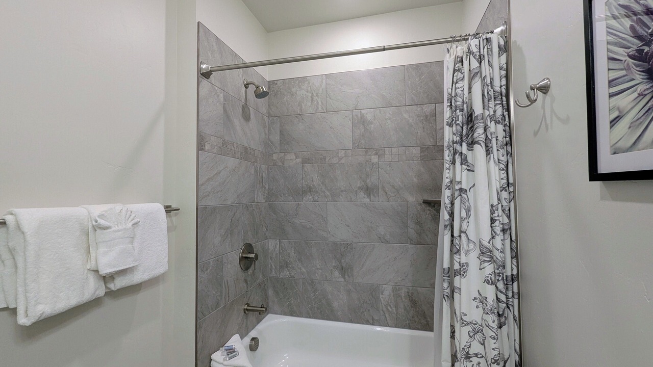 Photo of Bathroom in Lakeside Village