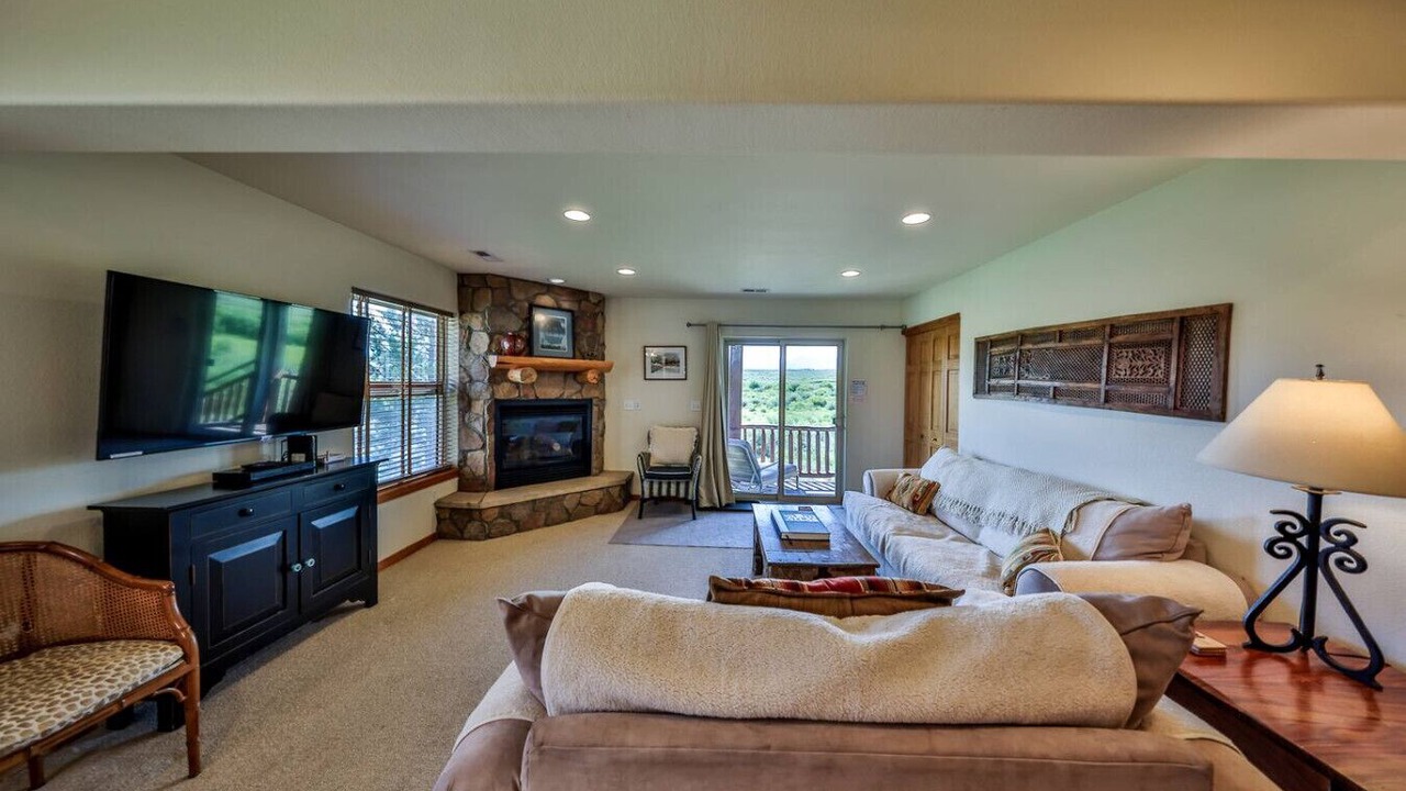 Photo of Livingroom in Tabernash