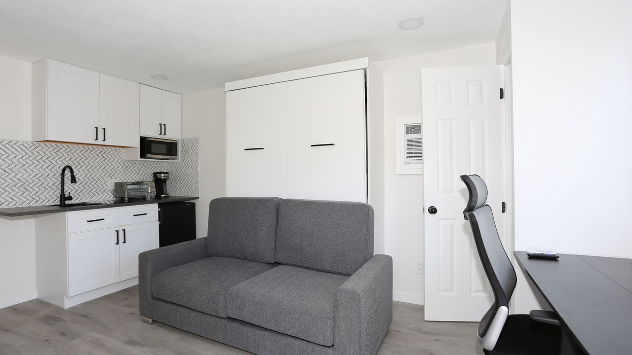 Photo of Livingroom in North Park Hill