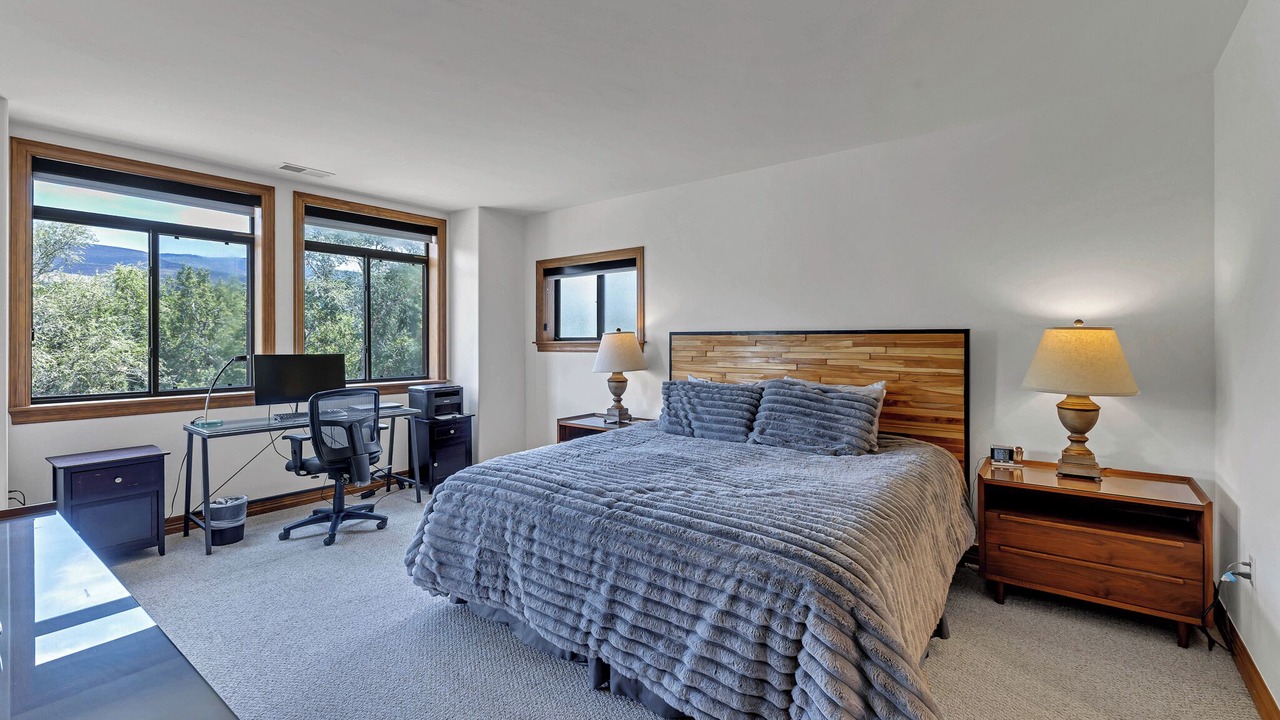 Photo of Bedroom in Edwards