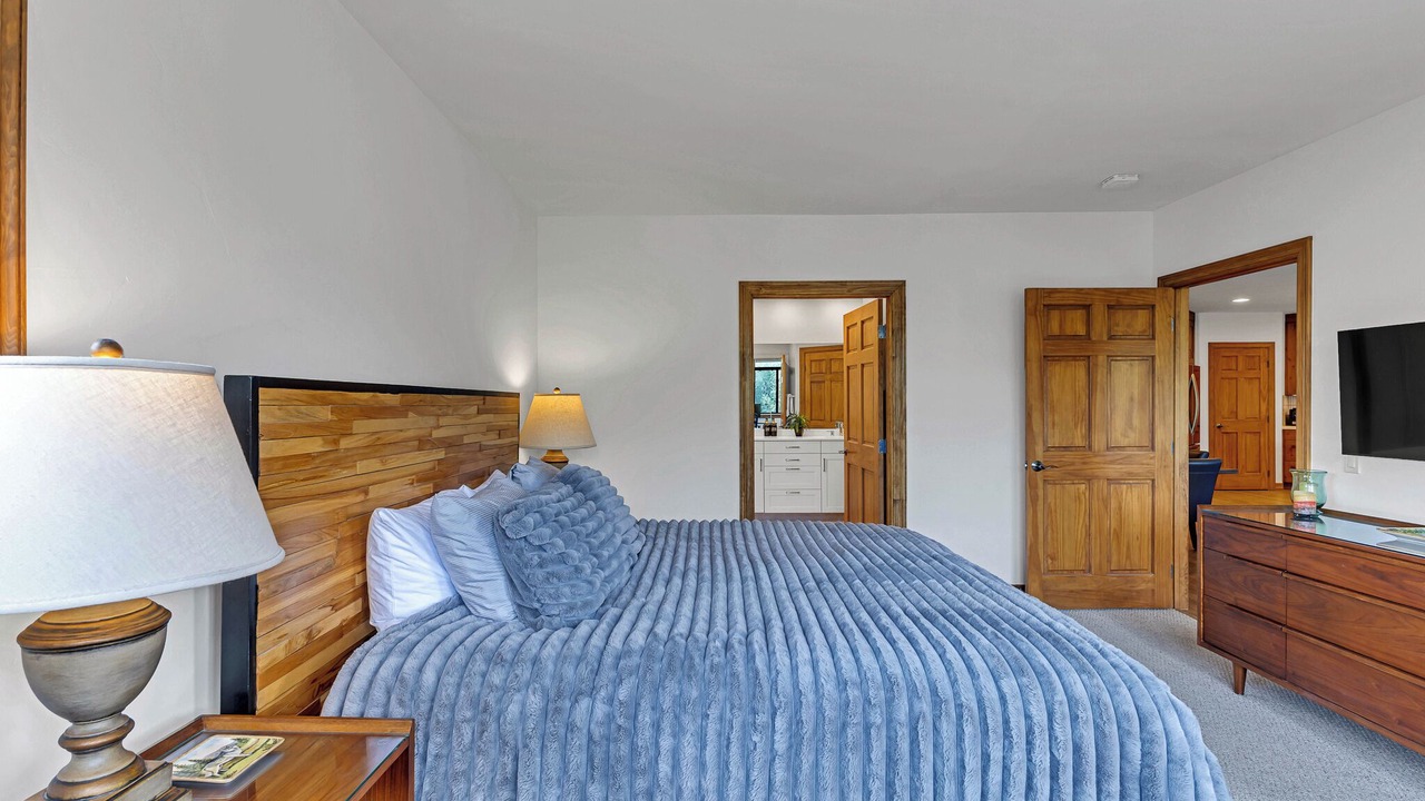 Photo of Bedroom in Edwards