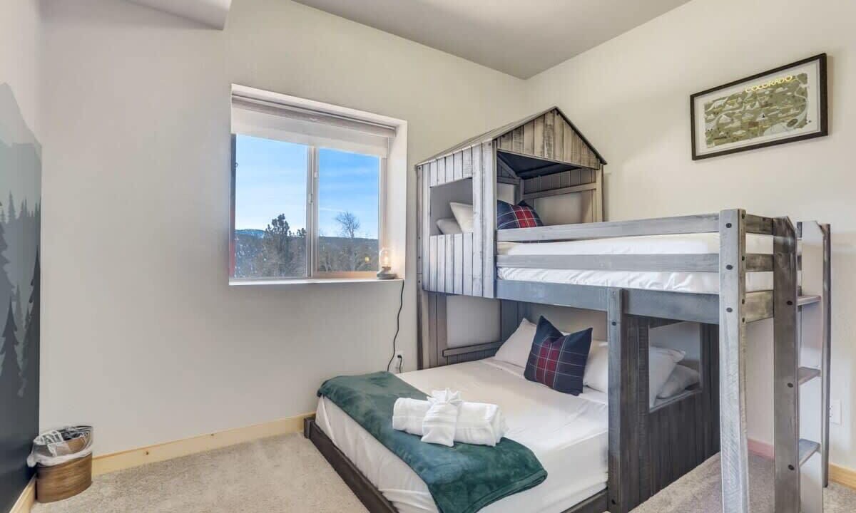 Photo of Bedroom in Rainbow Valley