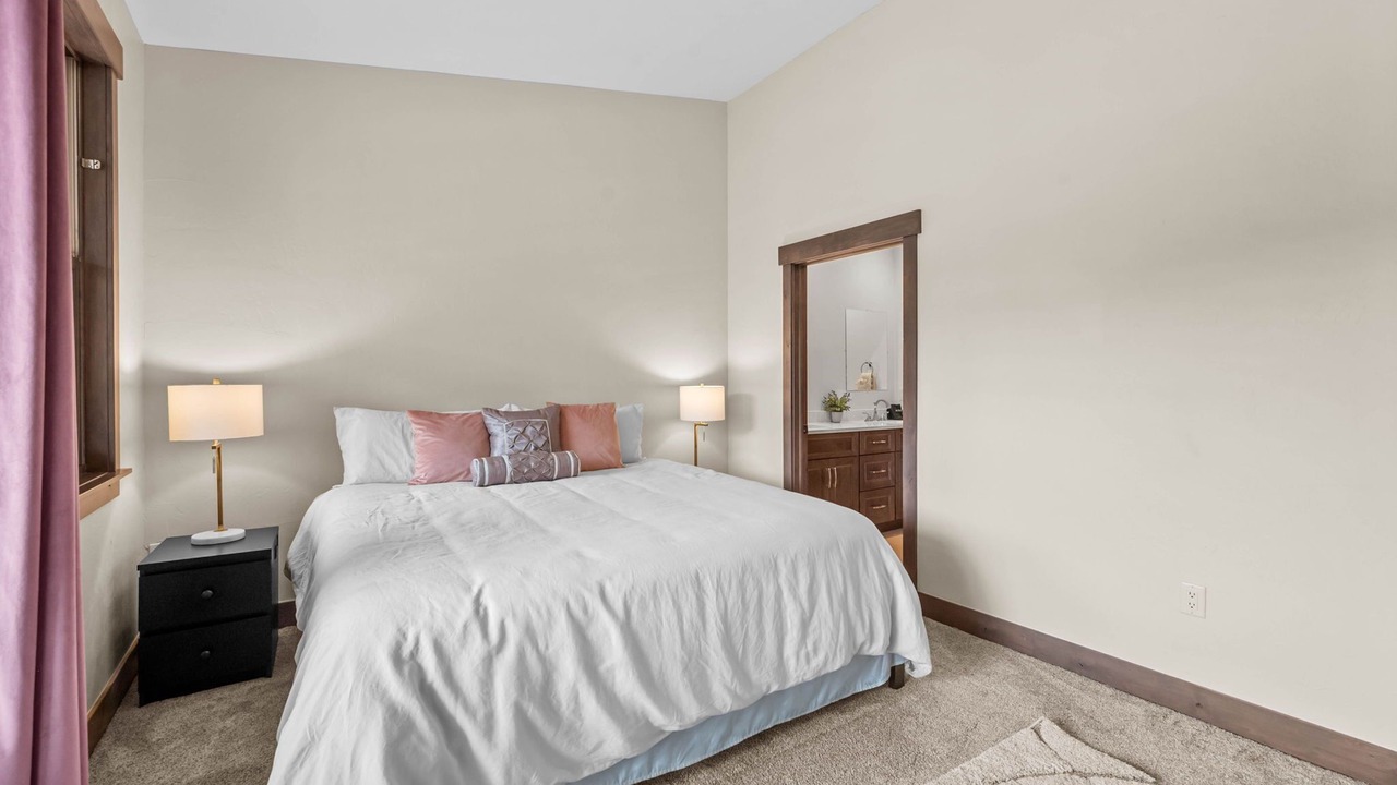 Photo of Bedroom in Willow Grove