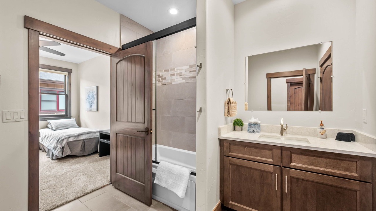 Photo of Bathroom in Willow Grove