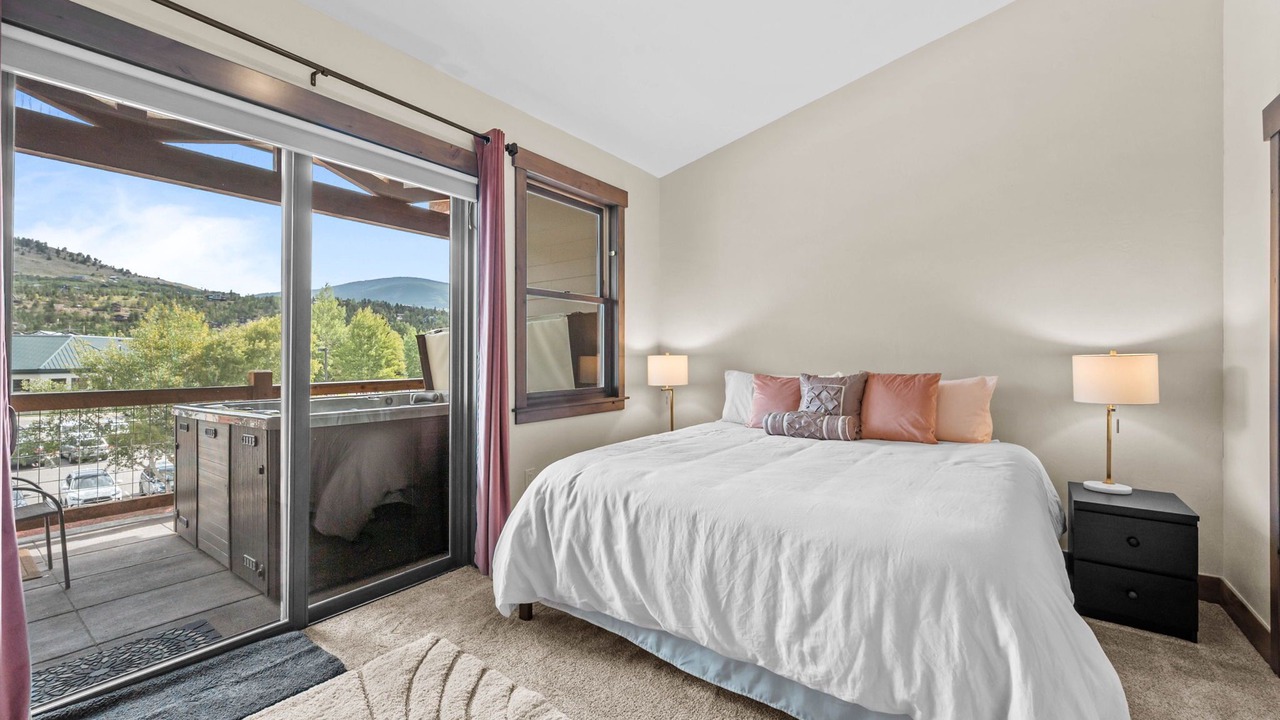 Photo of Bedroom in Willow Grove