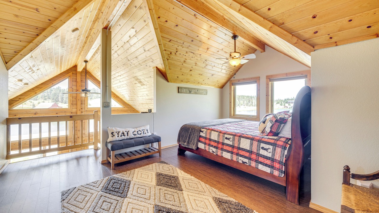 Photo of Bedroom in Spring Valley