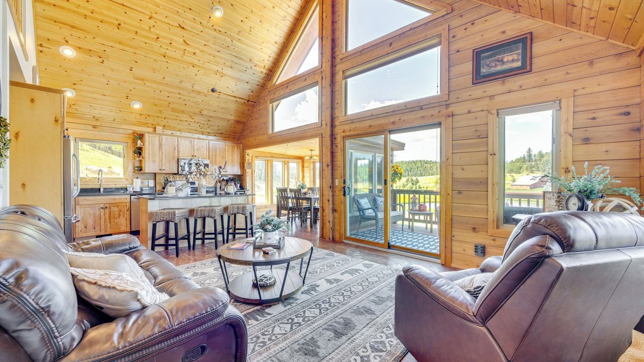 Photo of Livingroom in Spring Valley