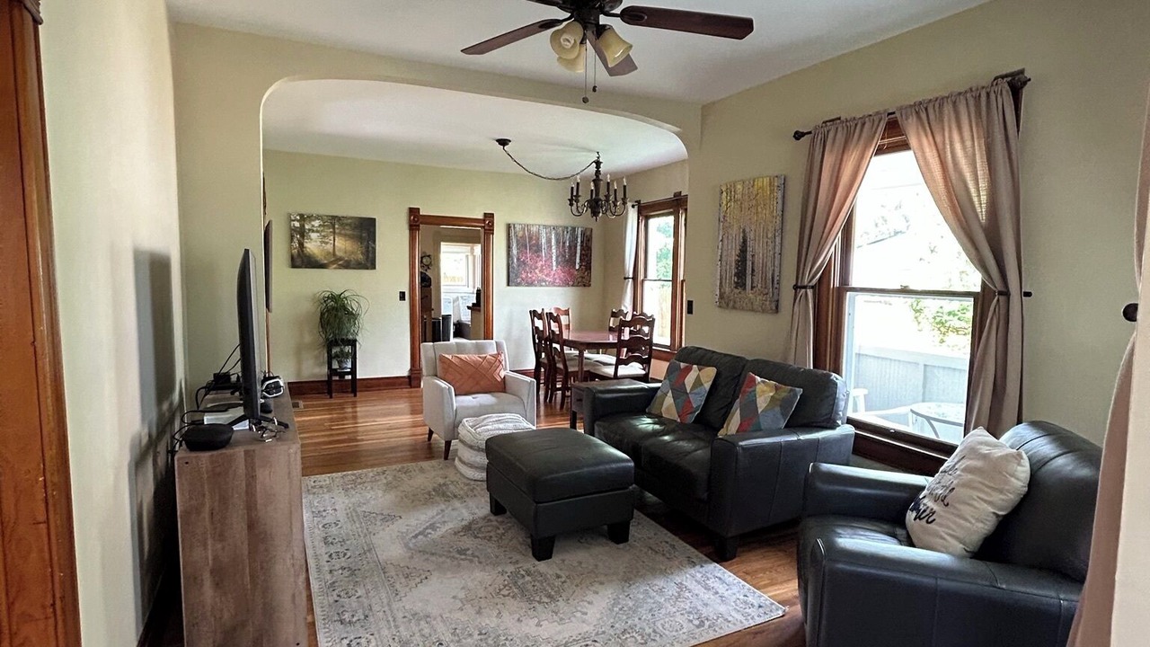 Photo of Livingroom in Canon City