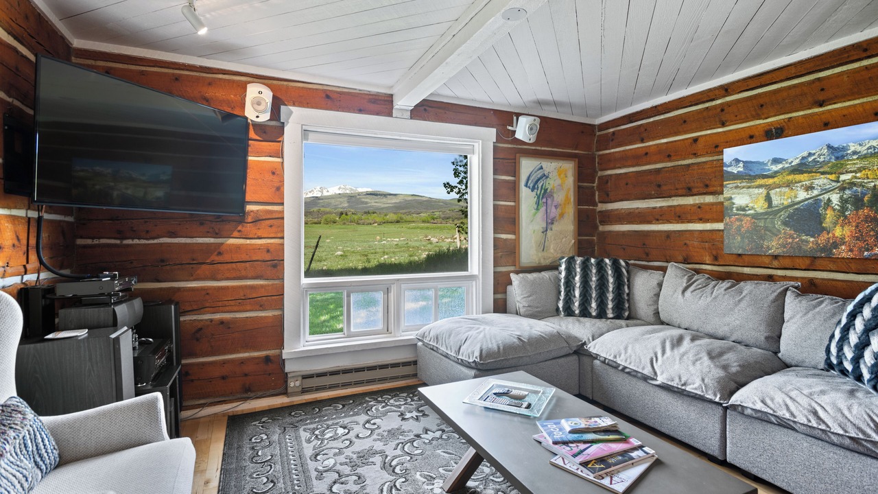 Photo of Livingroom in Snowmass Village