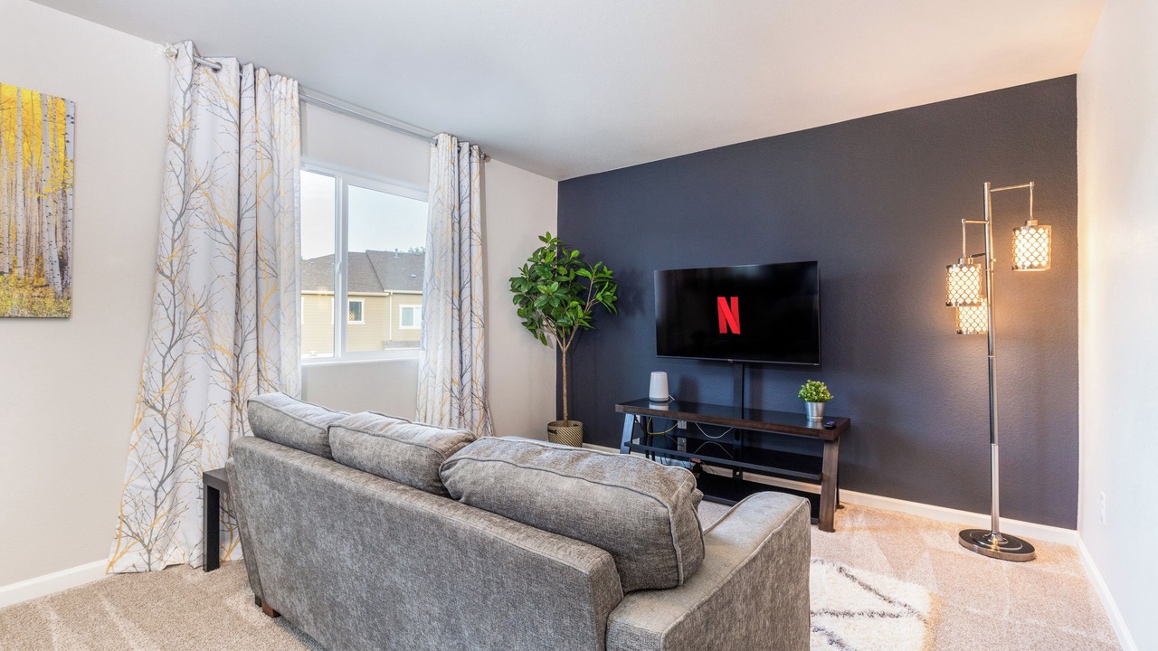 Photo of Livingroom in Central Colorado Springs