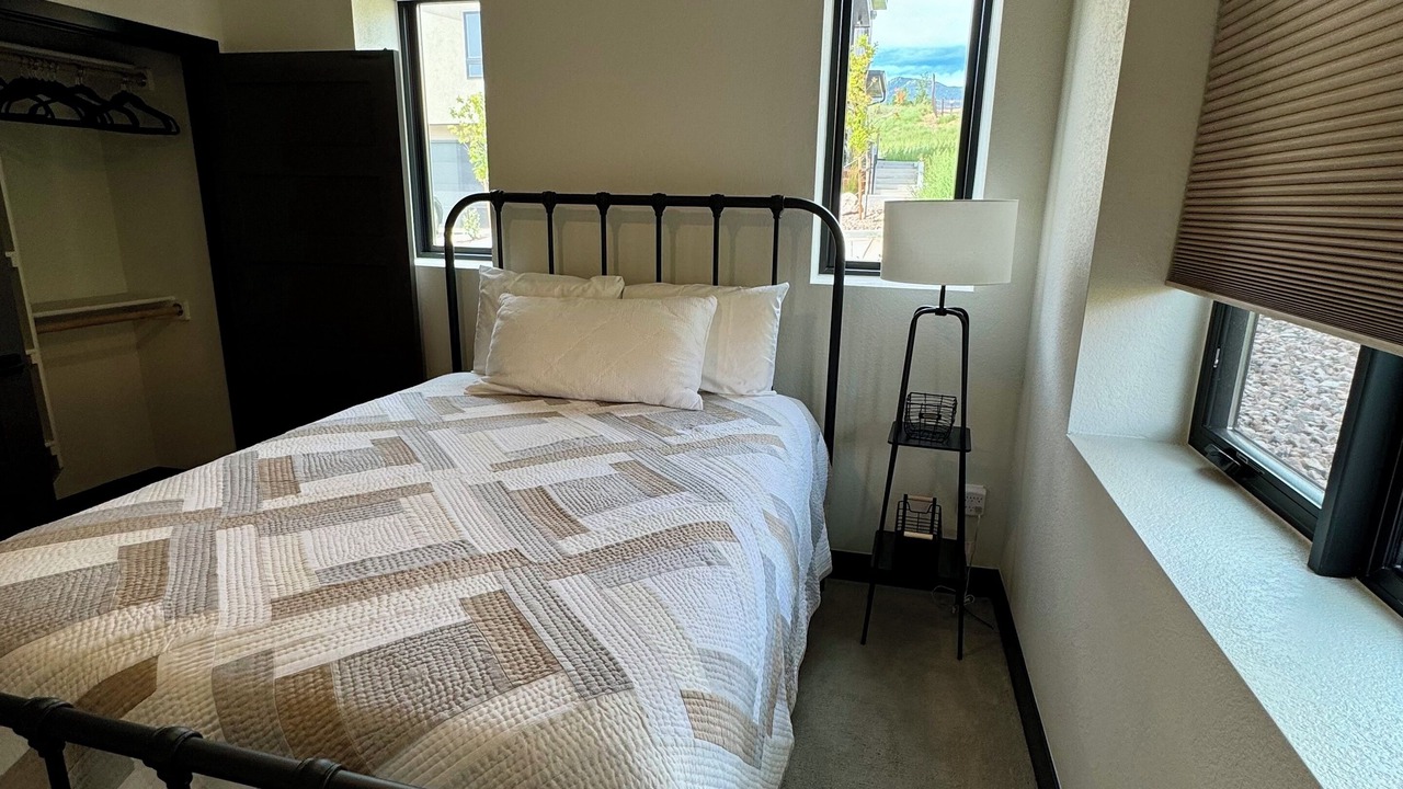 Photo of Bedroom in Manitou Springs