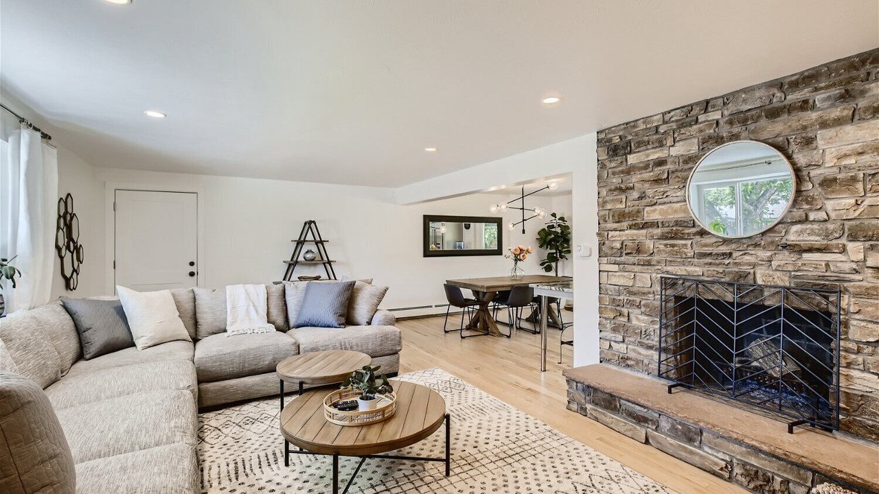 Photo of Livingroom in Applewood West