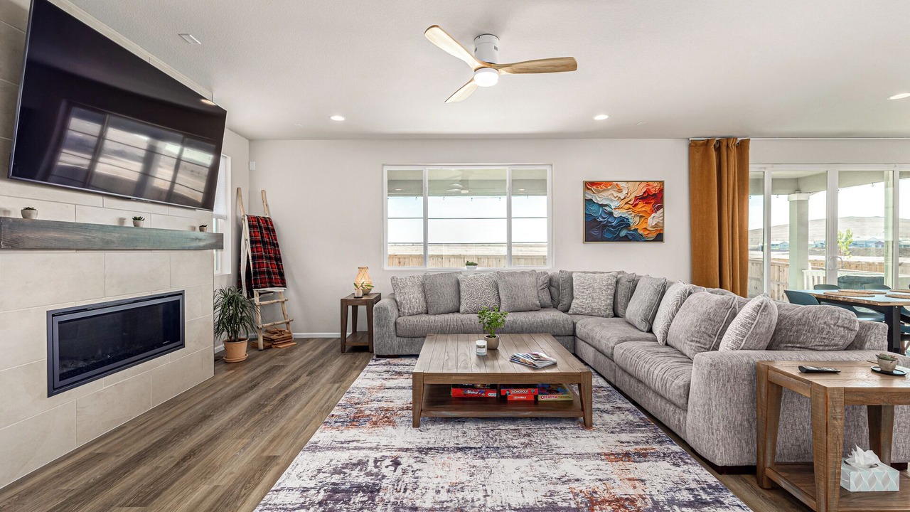 Photo of Livingroom in Commerce City