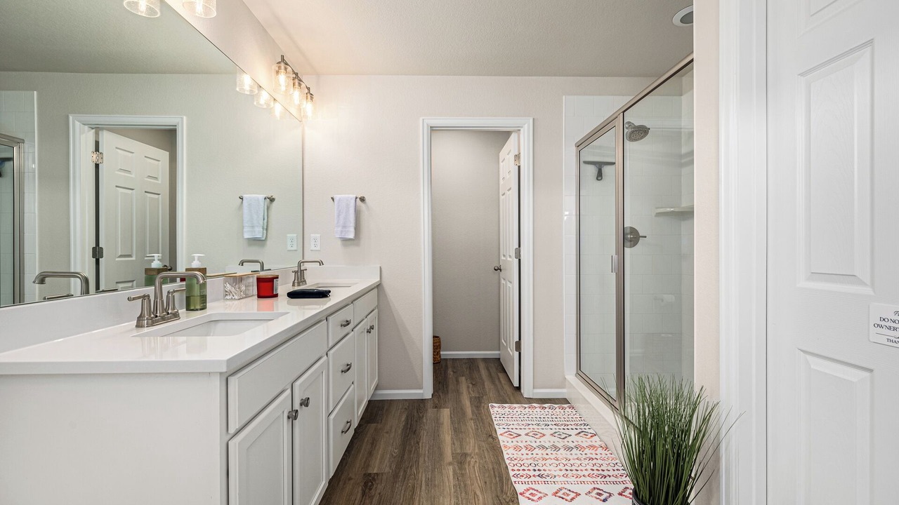 Photo of Bathroom in Commerce City