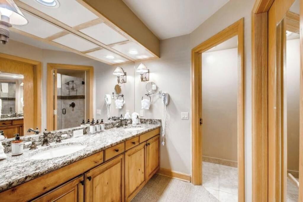 Photo of Bathroom in Mountain House