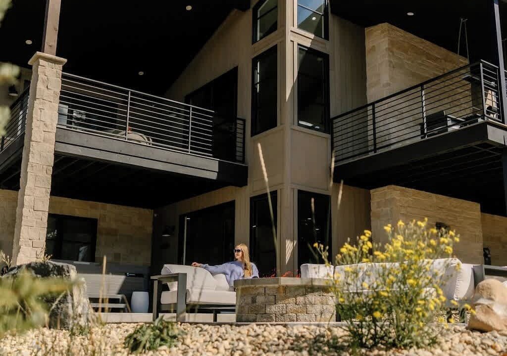 Photo of Outdoor in Rendezvous