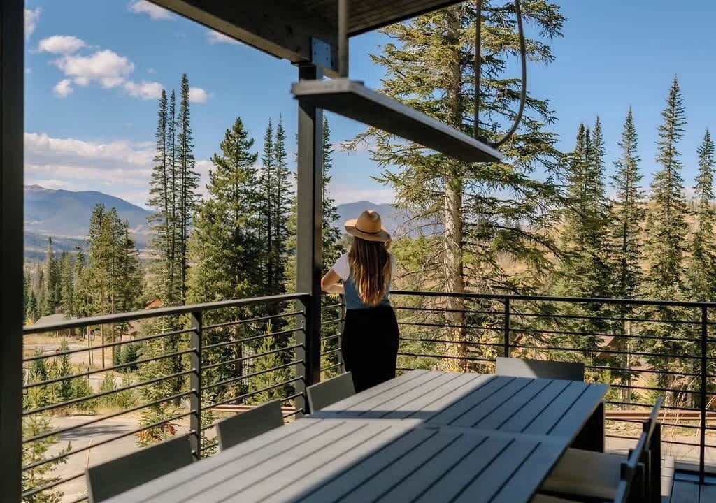 Photo of Outdoor in Rendezvous