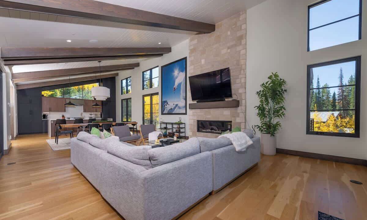Photo of Livingroom in Rendezvous