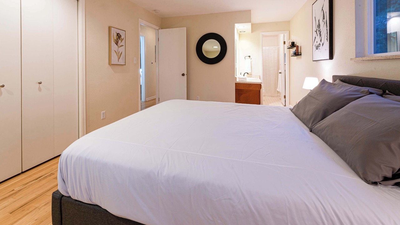 Photo of Bedroom in Gunbarrel