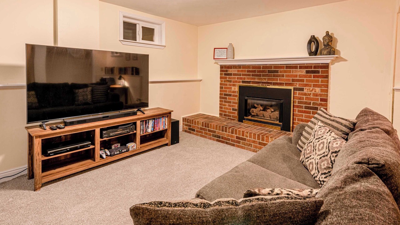 Photo of Livingroom in Gunbarrel
