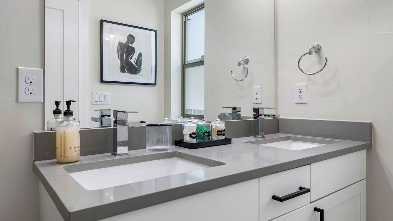 Photo of Bathroom in University Hills