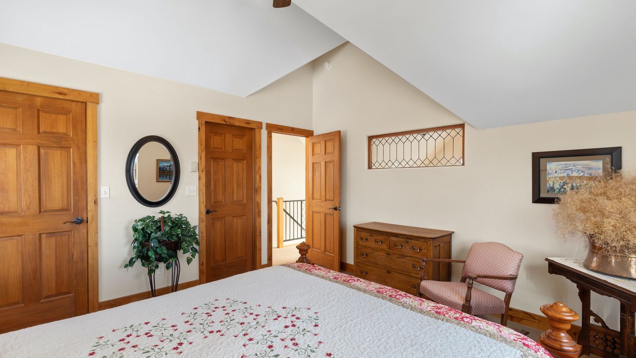 Photo of Bedroom in Elk Meadows
