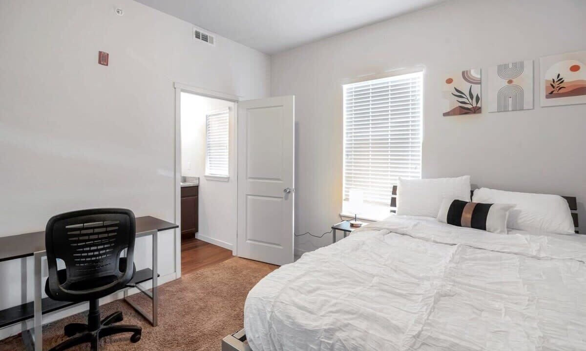 Photo of Bedroom in Greeley