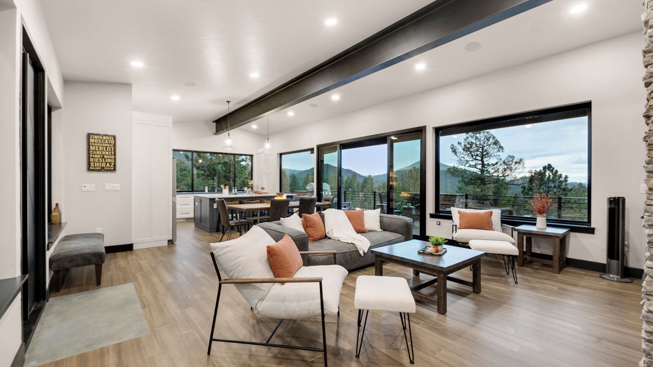 Photo of Livingroom in Cripple Creek