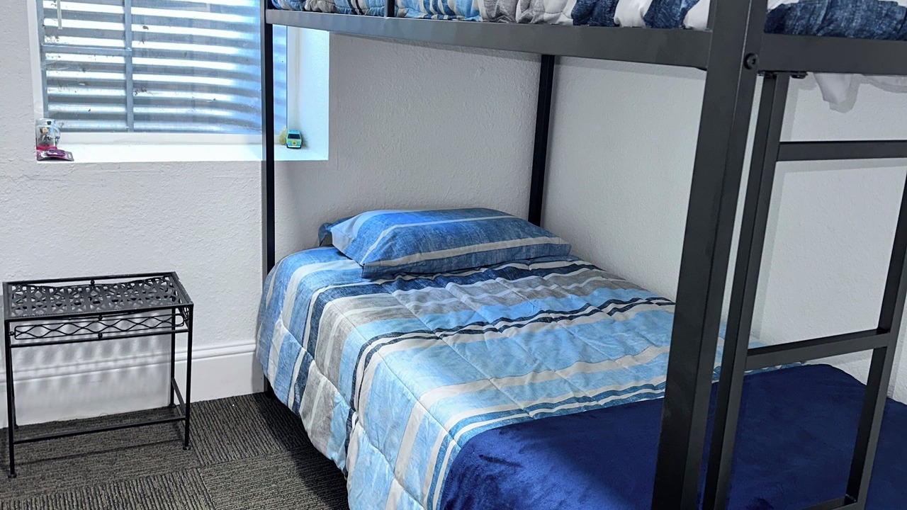 Photo of Bedroom in Aurora