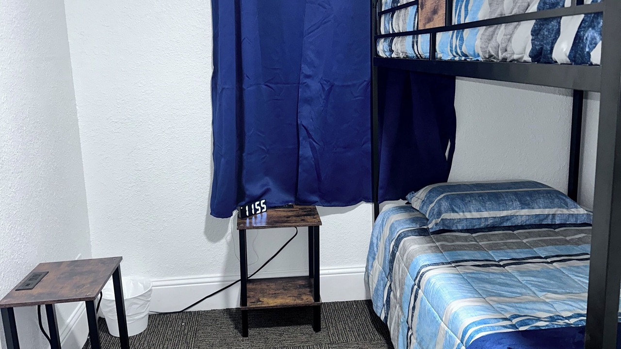 Photo of Bedroom in Aurora